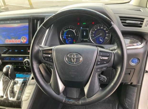 2018 TOYOTA ALPHARD
